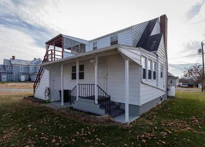 Shenandoah Getaway Near National Park Cozy Space!